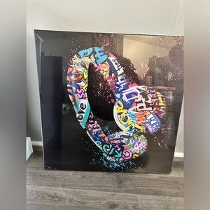 Graffiti music and gaming headphone painting